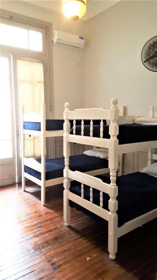 Voyage Recoleta Hostel บัวโนสไอเรส ภายนอก รูปภาพ