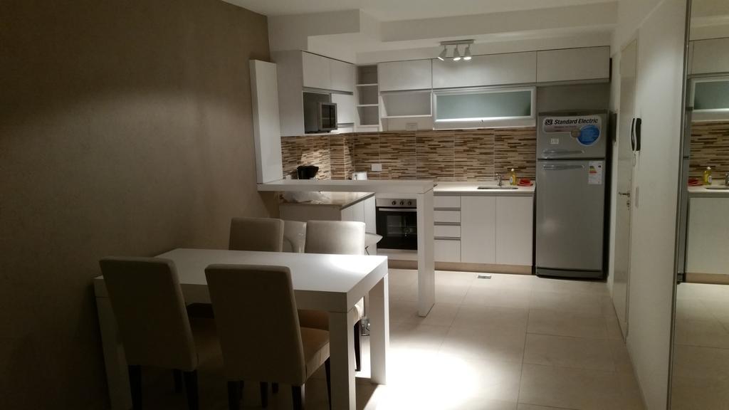 Voyage Recoleta Hostel บัวโนสไอเรส ห้อง รูปภาพ