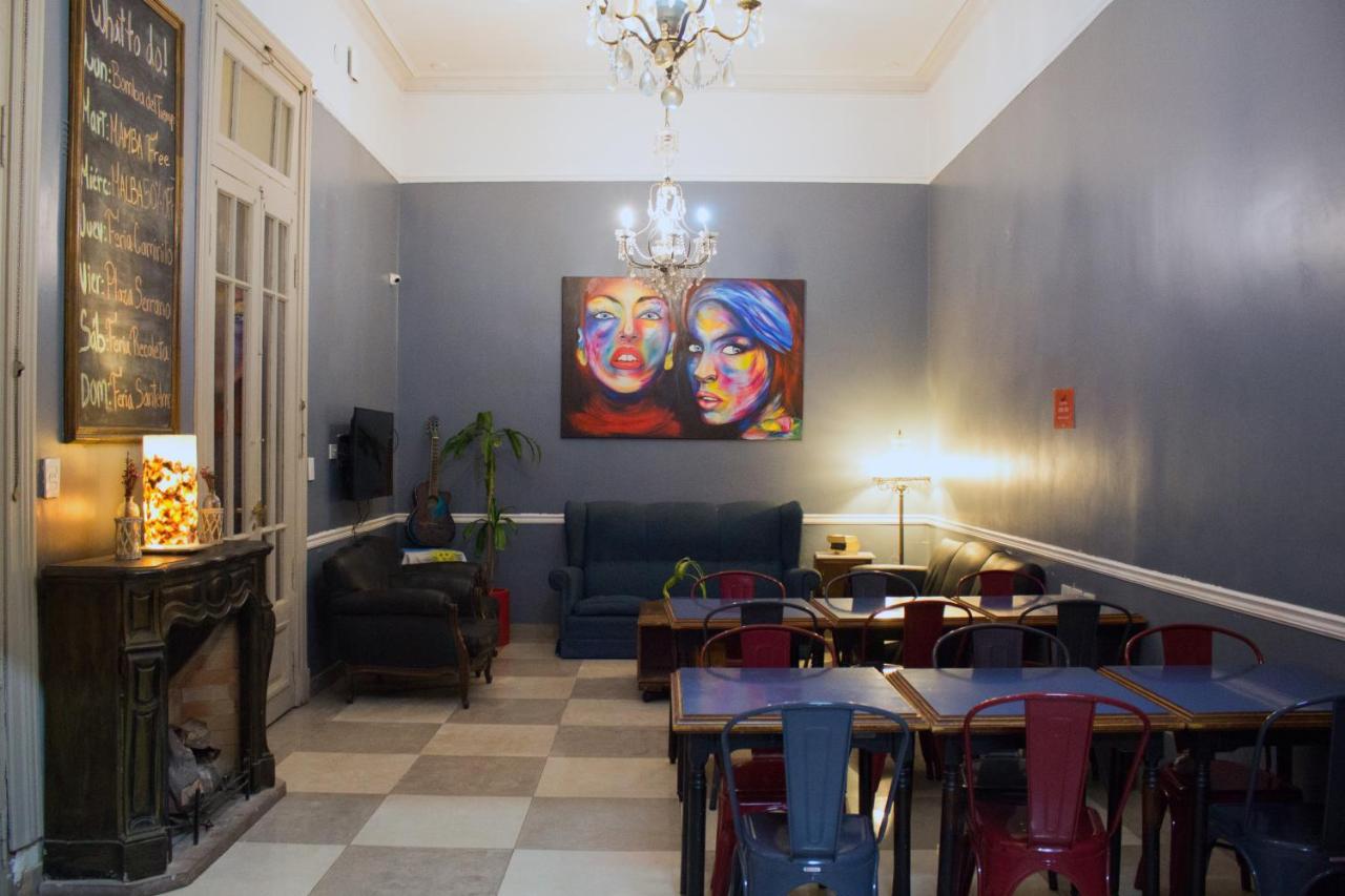Voyage Recoleta Hostel บัวโนสไอเรส ภายนอก รูปภาพ