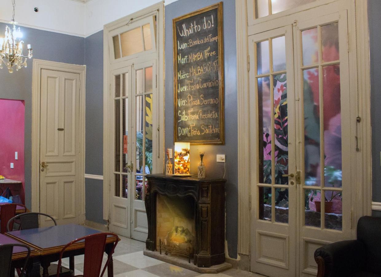 Voyage Recoleta Hostel บัวโนสไอเรส ภายนอก รูปภาพ